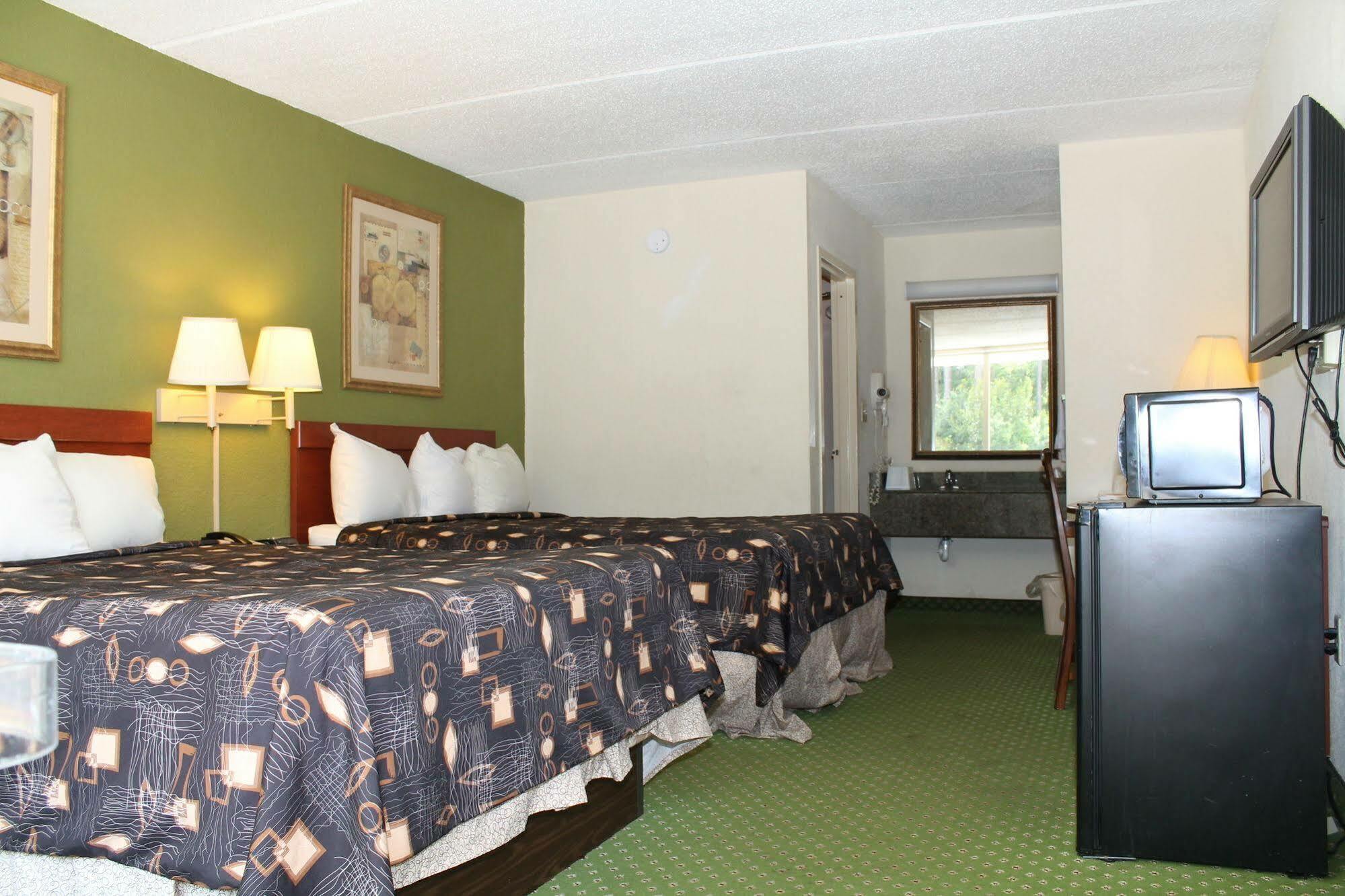 Travelers Inn Kingsland Buitenkant foto