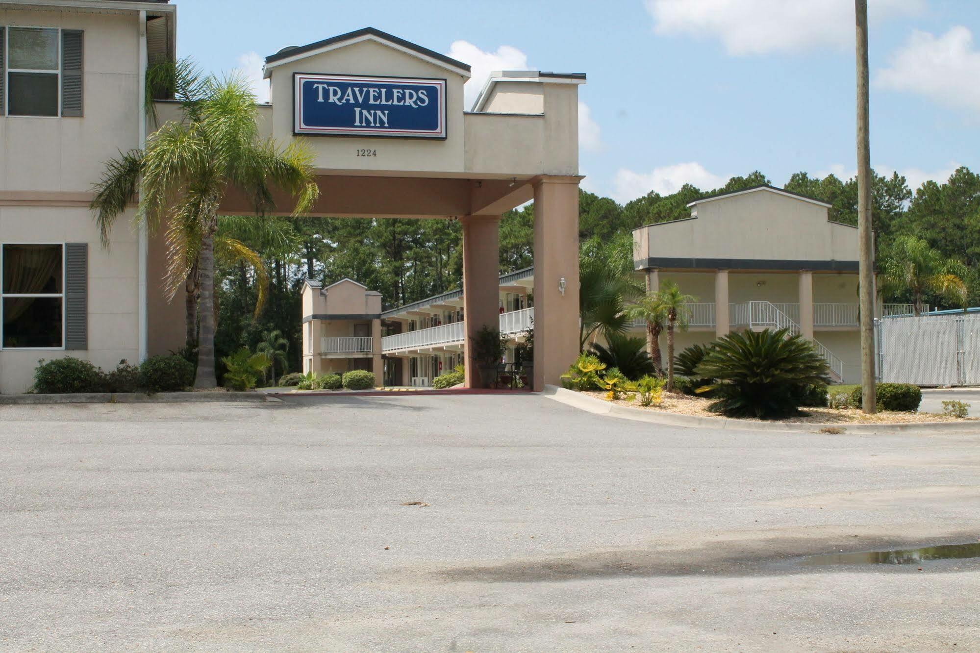 Travelers Inn Kingsland Buitenkant foto